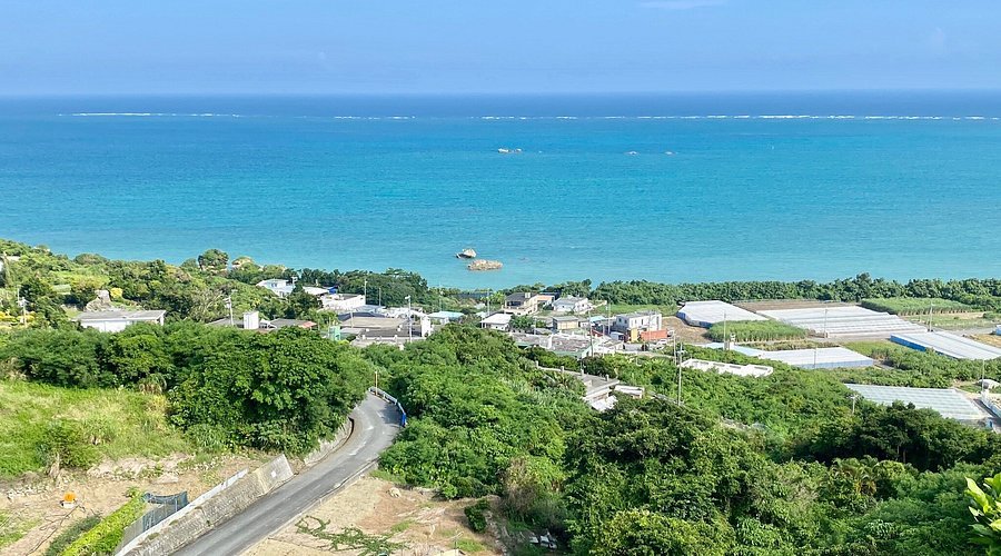 🏯 치넨 성터(치넨죠세키) 이미지 4